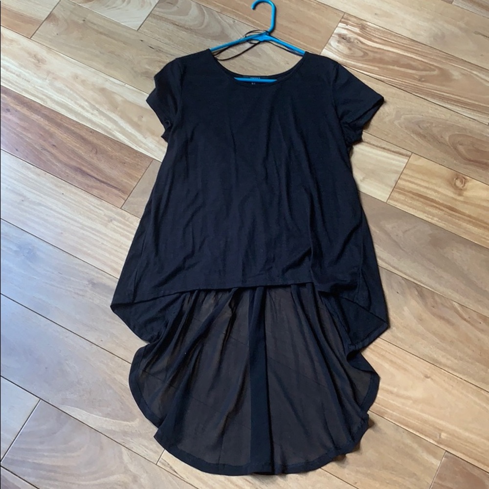 Forever 21 black t-shirt